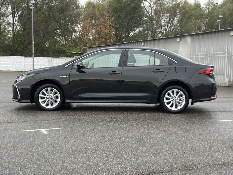 Продам Toyota Corolla HHYBRID