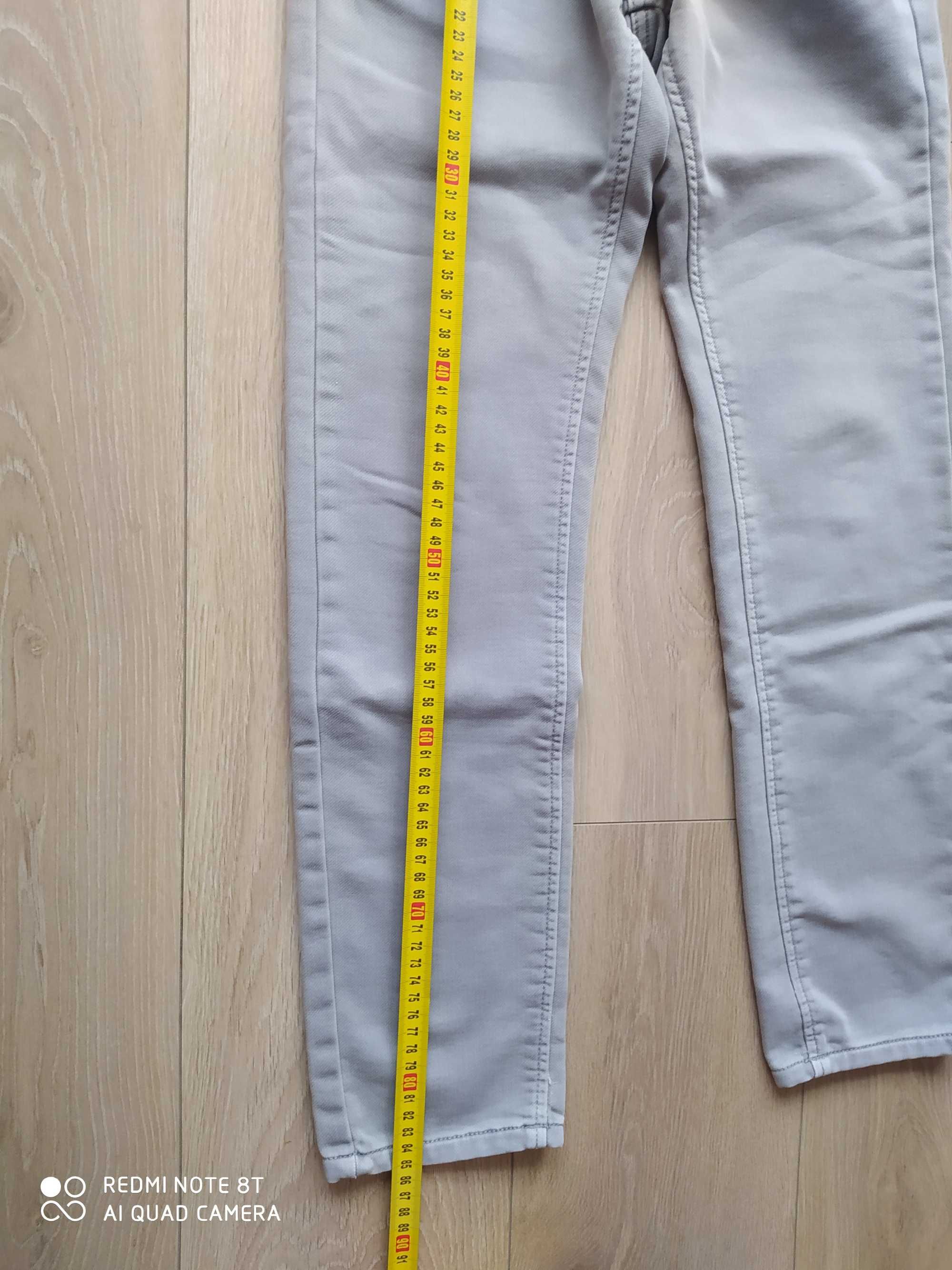 Spodnie jeansowe dla chłopca szare 146