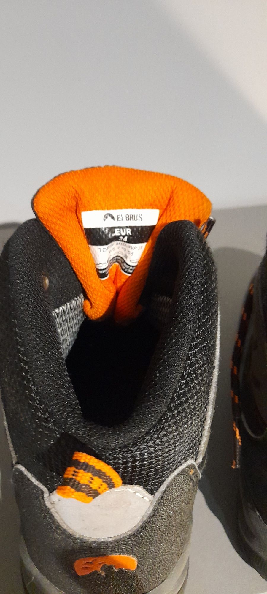Zimowe buty softshell r. 34 Elbrus Martes Sport