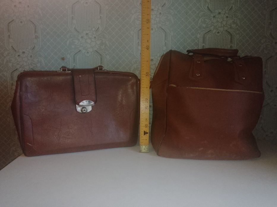 Продається портфель і сумка.