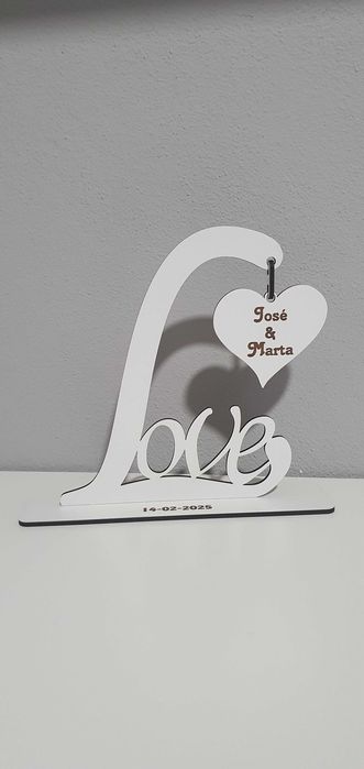 Placas personalizadas com nomes e fotogravação