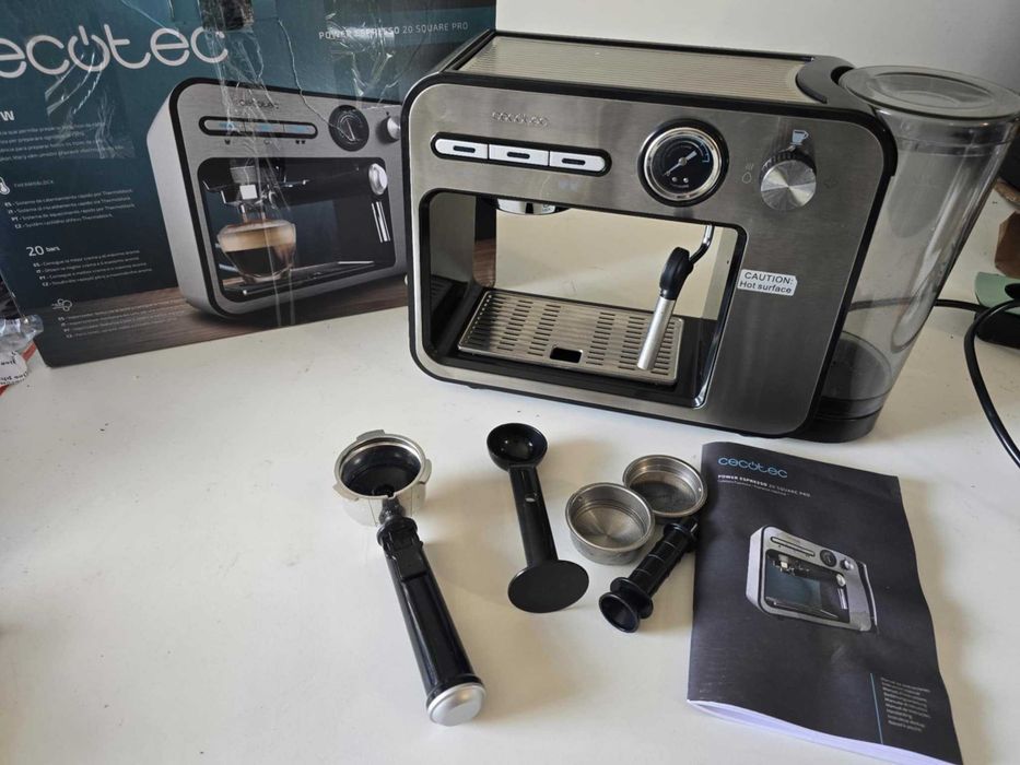 Ekspres Kolbowy Power Espresso 20 Square Pro Cecotec