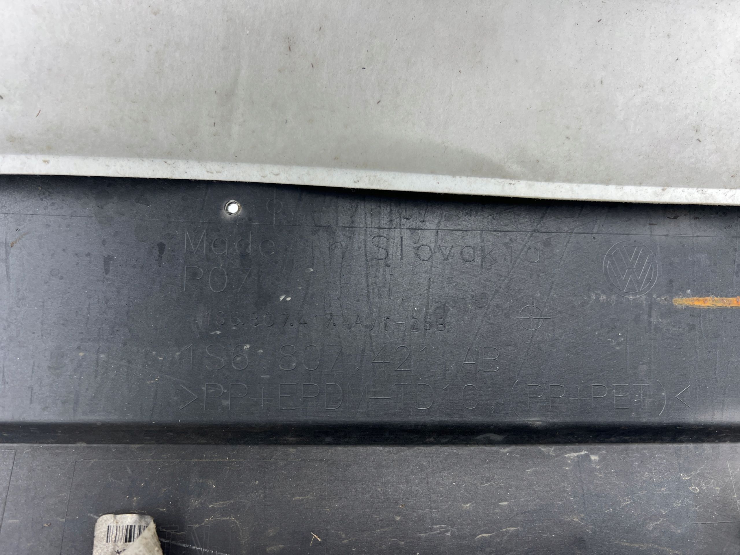 VW UP 1S Lift Gti Zderzak Tylny tył Pdc oryginał Oem 16
