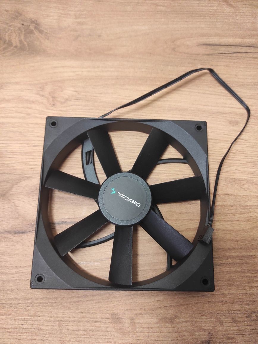 Кулер для корпуса Deepcool 140-F DF01402512CL