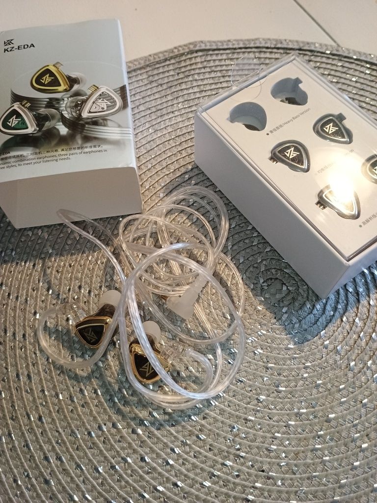 KZ EDA - zestaw hi-fi słuchawek w 3 wersjach