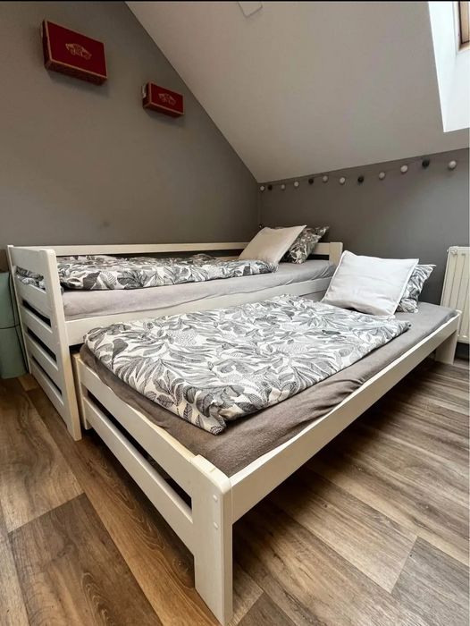 Дитяче підліткове ліжко з додатковим висувним спальним місцем