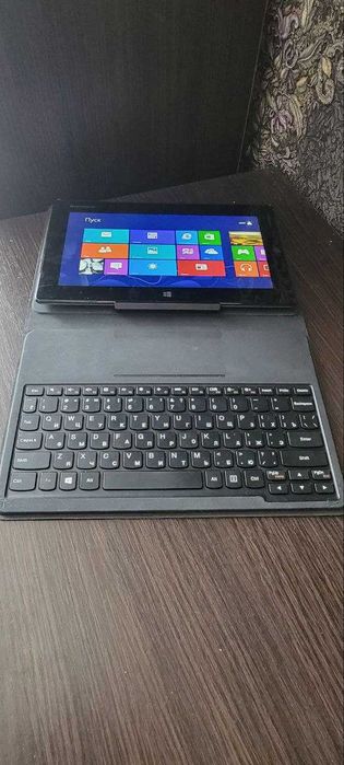 Планшет з клавіатурою Lenovo IdeaPad Miix 10 20284