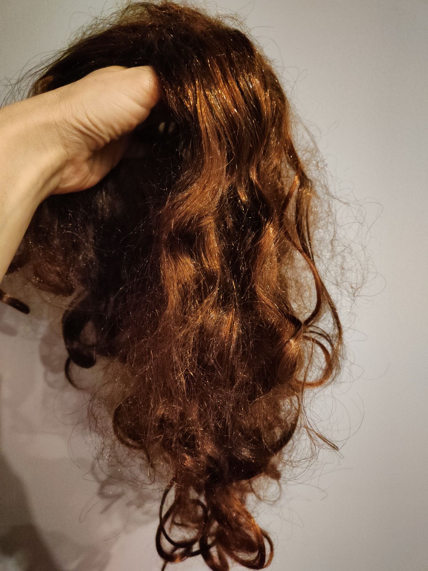 Peruka syntetyczna długie włosy, brąz