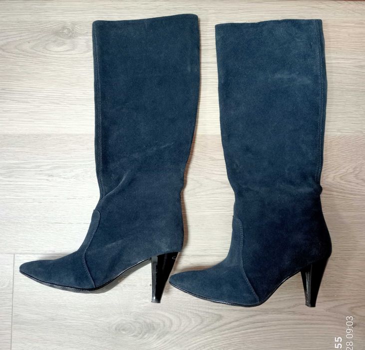 Чоботи жіночі 2 пари