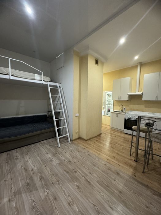 Актуально! Сдам 1к.кв студию, низ пр. Мазепы .