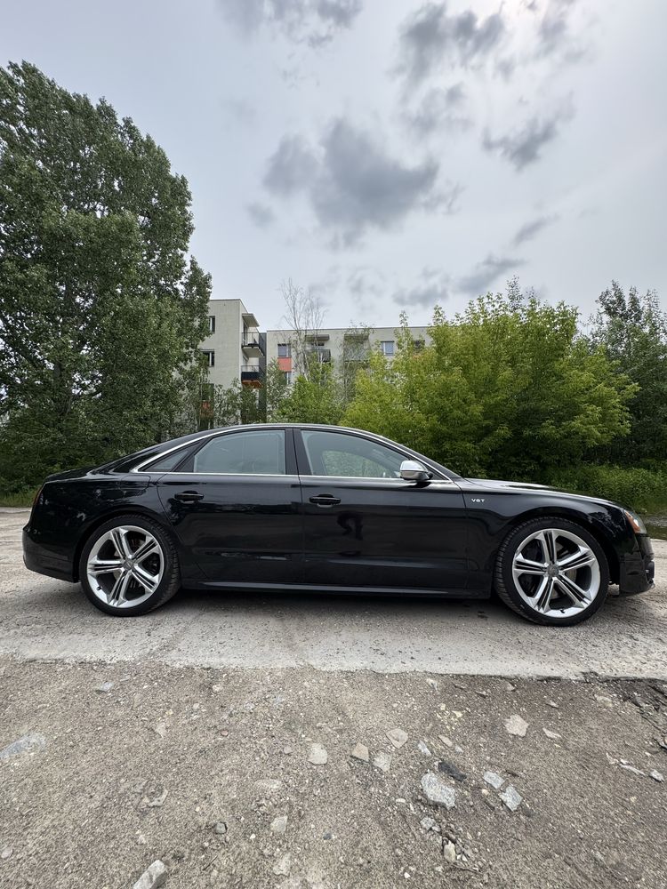 Audi s8 Bardzo mocno do inwestowane drugi właściciel