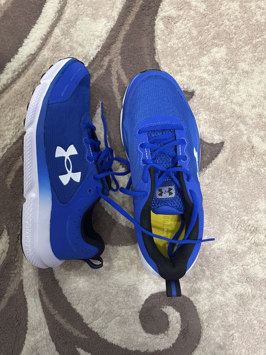 Кросівки under armour 42 розмір, як нові