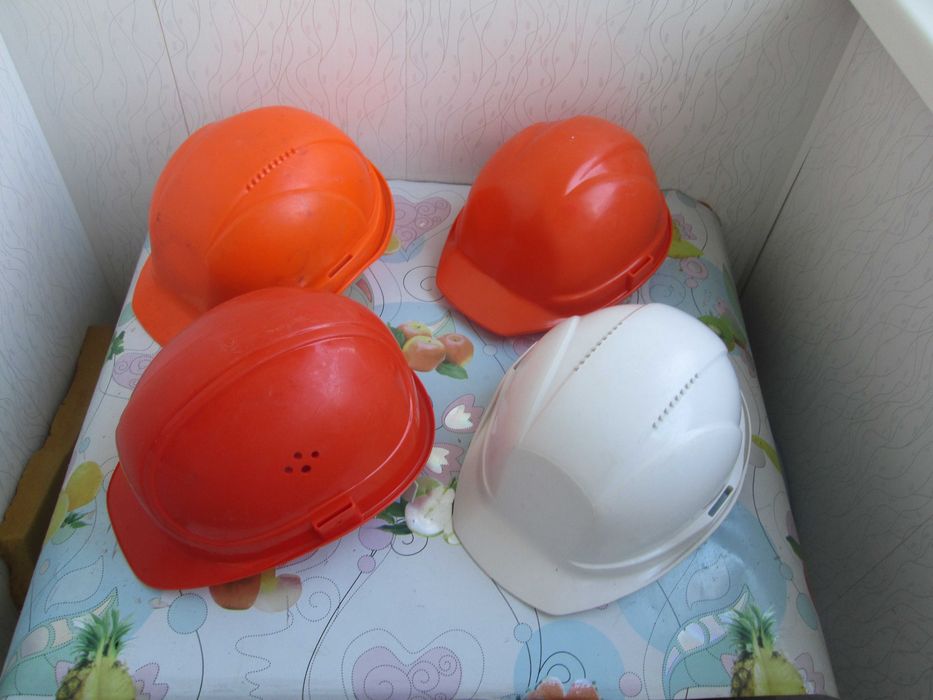 Каска строительная новая