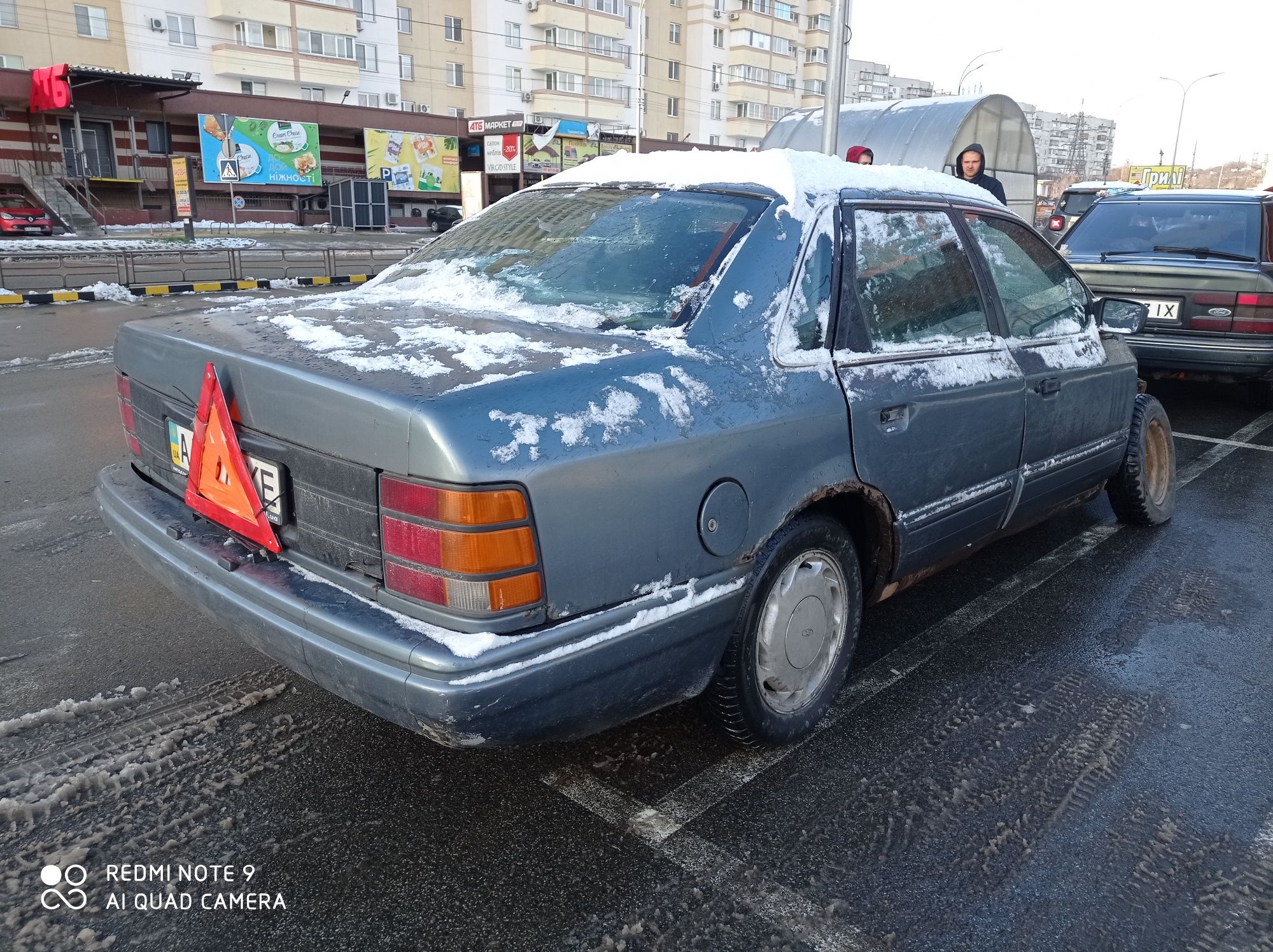 Скорпио 2.4л.   4×4 полноприводный на куски