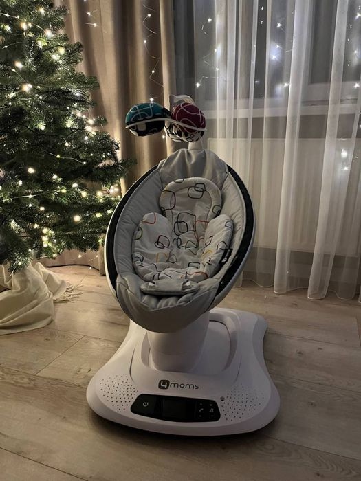 Заколисуючий центр 4moms mamaRoo 4.0