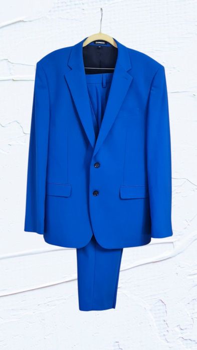 Чоловічий костюм Express