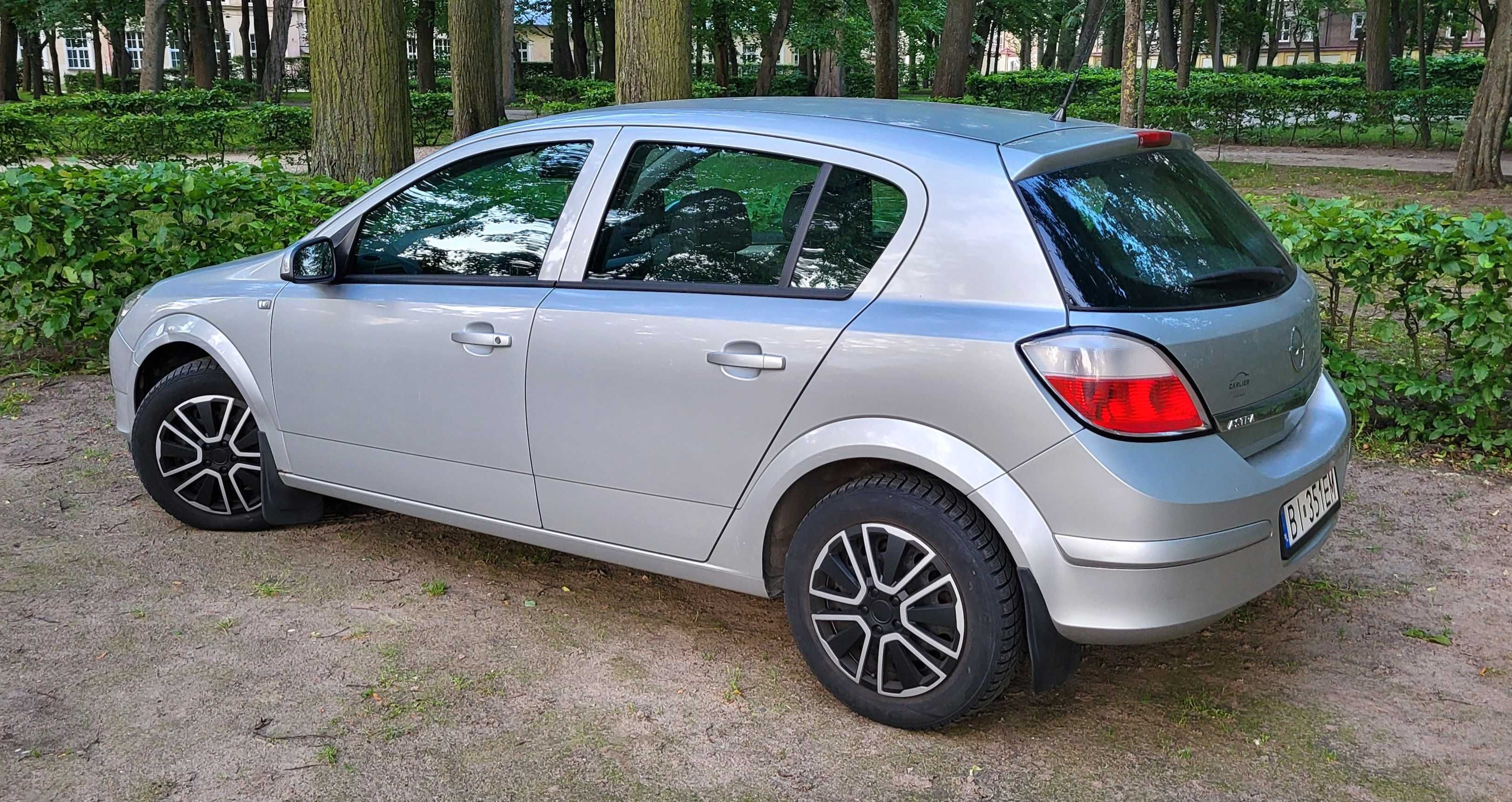Opel Astra H 1.7CDTI hatchback 2006r