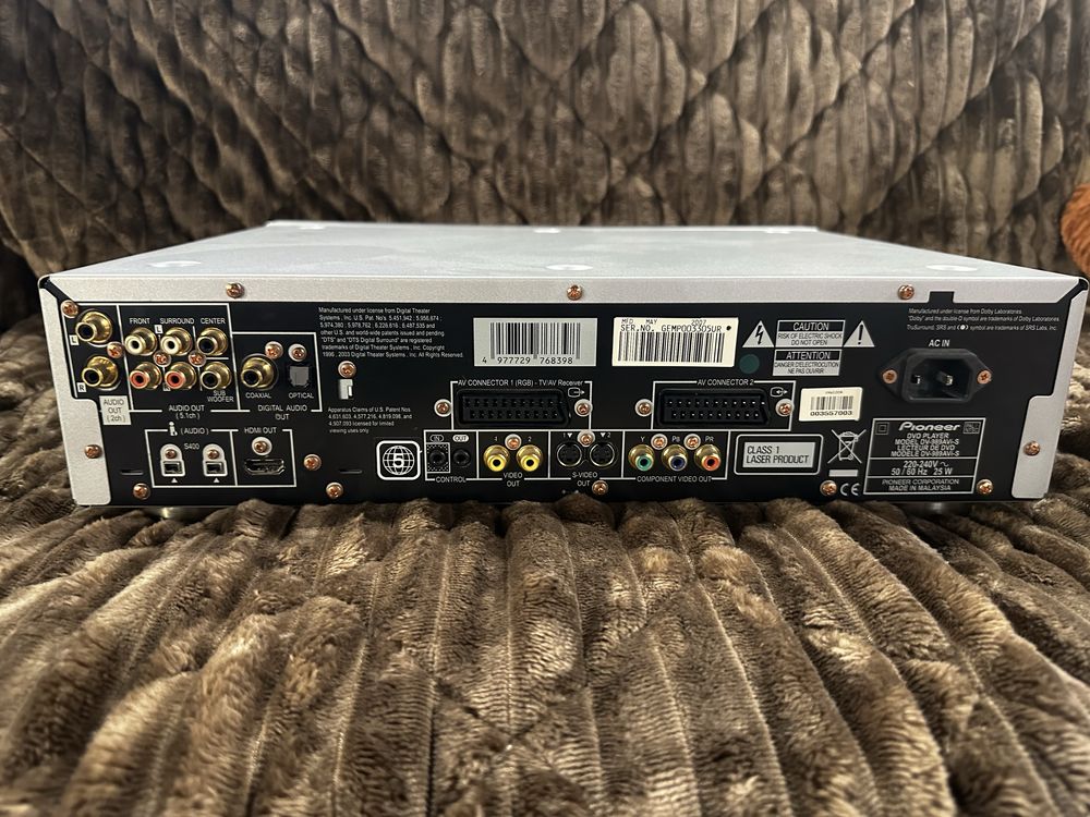 Продам Pioneer DV-989AVi