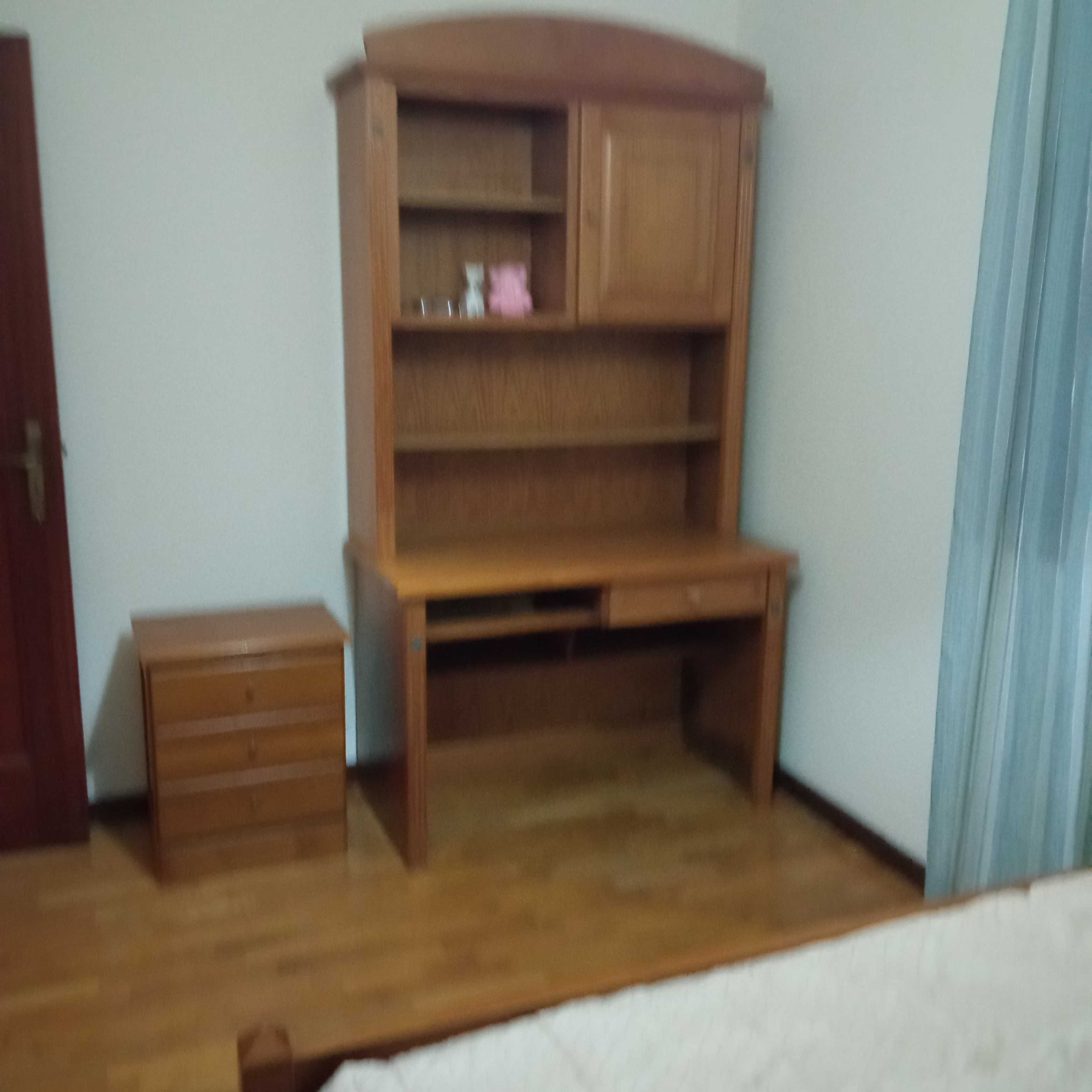 Alugo quarto em apartamento
