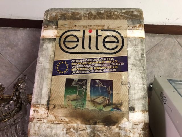 Projetor de acetatos como novo com embalagem original