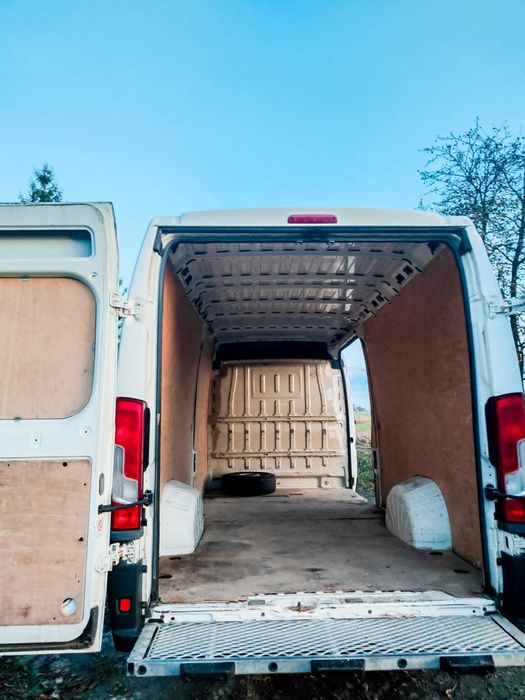 Usługi transportowe, przeprowadzki, Transport