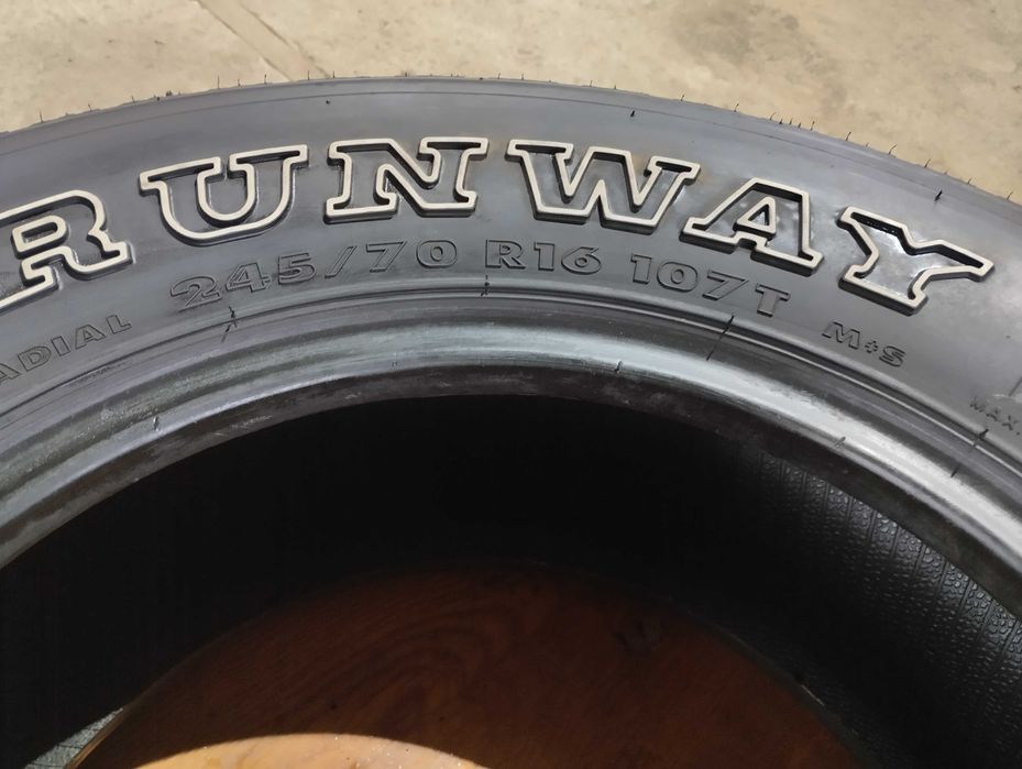 Шина 245/70 r16 Enduro HF Runway