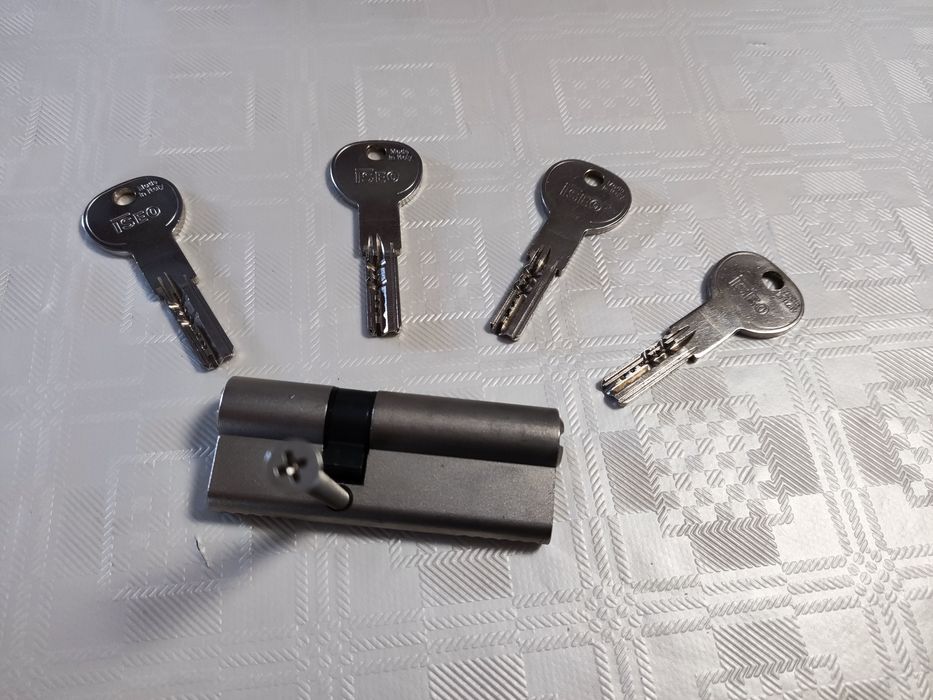 2 Fechaduras ISEO 30-50 80mm