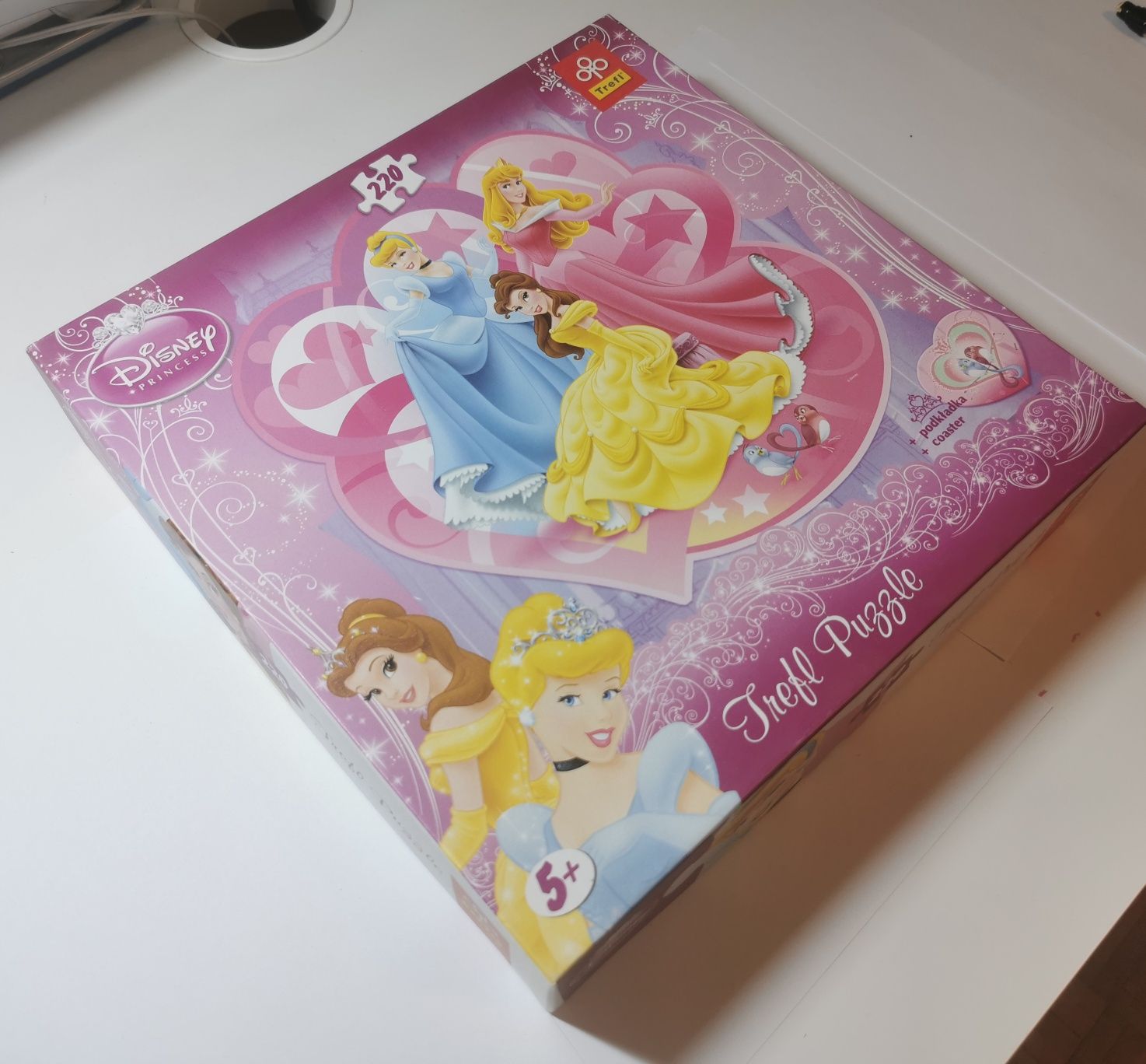 Disney Princess Puzzle Trefl 220 + podkładka