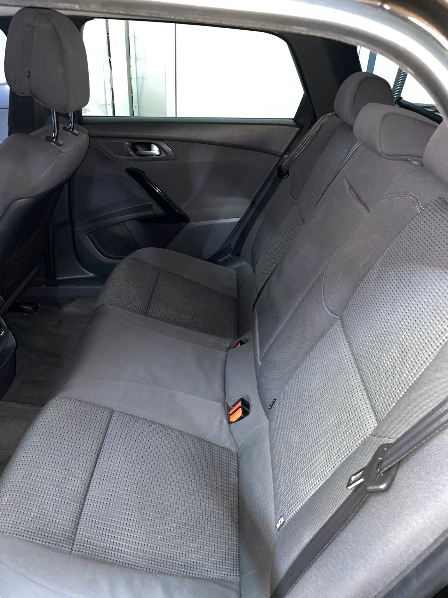 Peugeot SW 1.6 – Cor café escuro – Em excelente estado