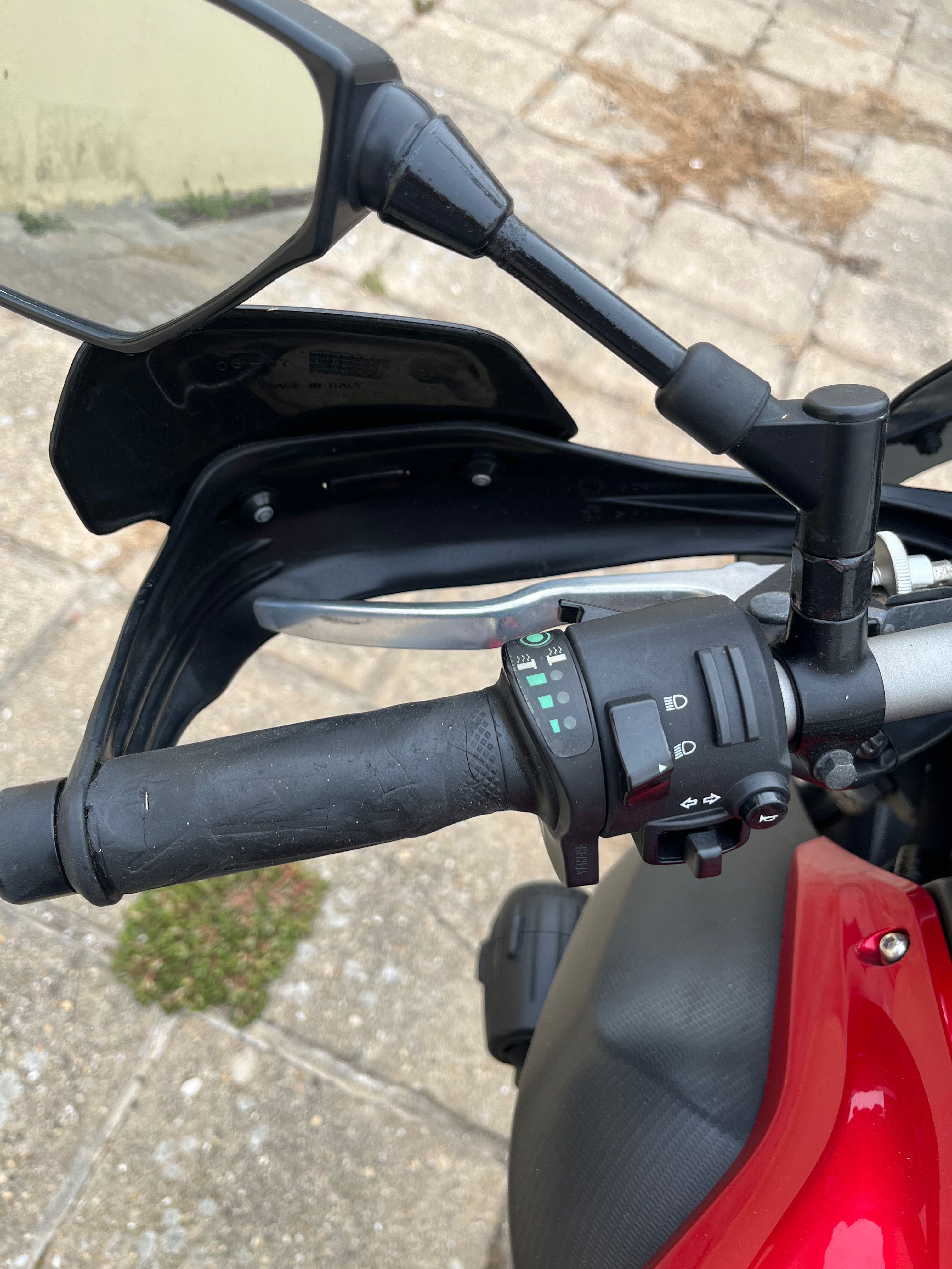 Yamaha MT 700 de 2016