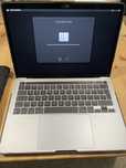 MacBook Pro stan idealny, tylko 12 cykli ładowania, Apple M1 chip 13