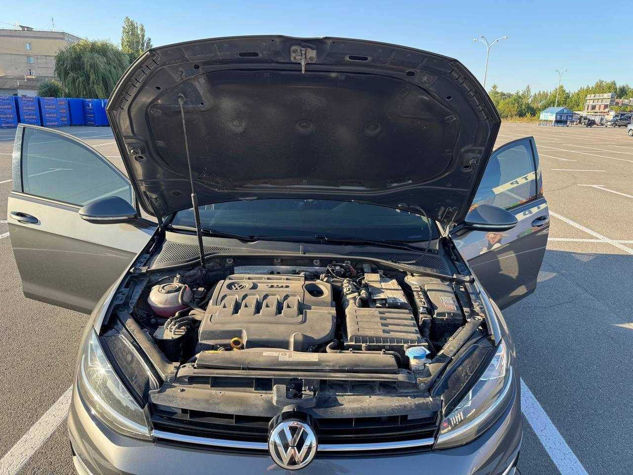 Volkswagen Golf 7 2017 1.6 TDI хетчбек