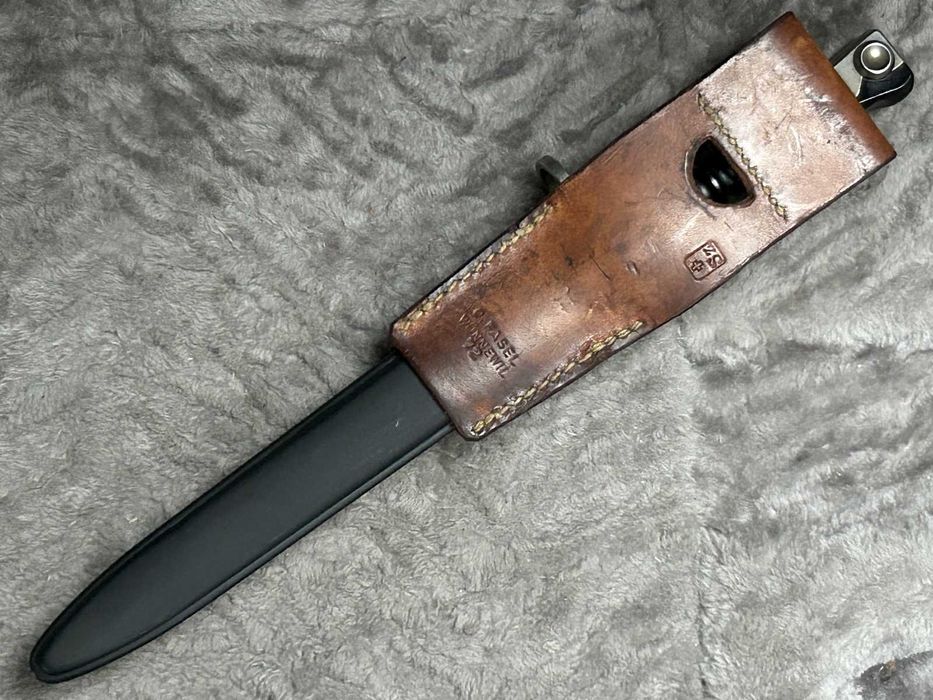 Szwajcarski bagnet M1957 - VICTORINOX - SIG - koniec produkcji - ładny