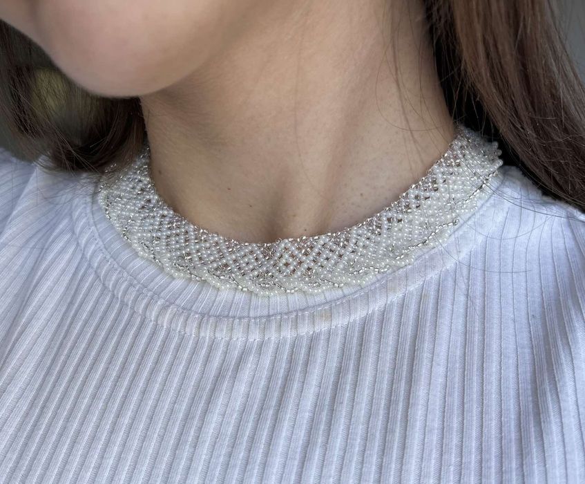 Силянка,  колір молочний