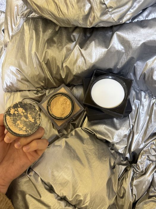 Puder HUDABEAUTY easy bake banana  BREAD