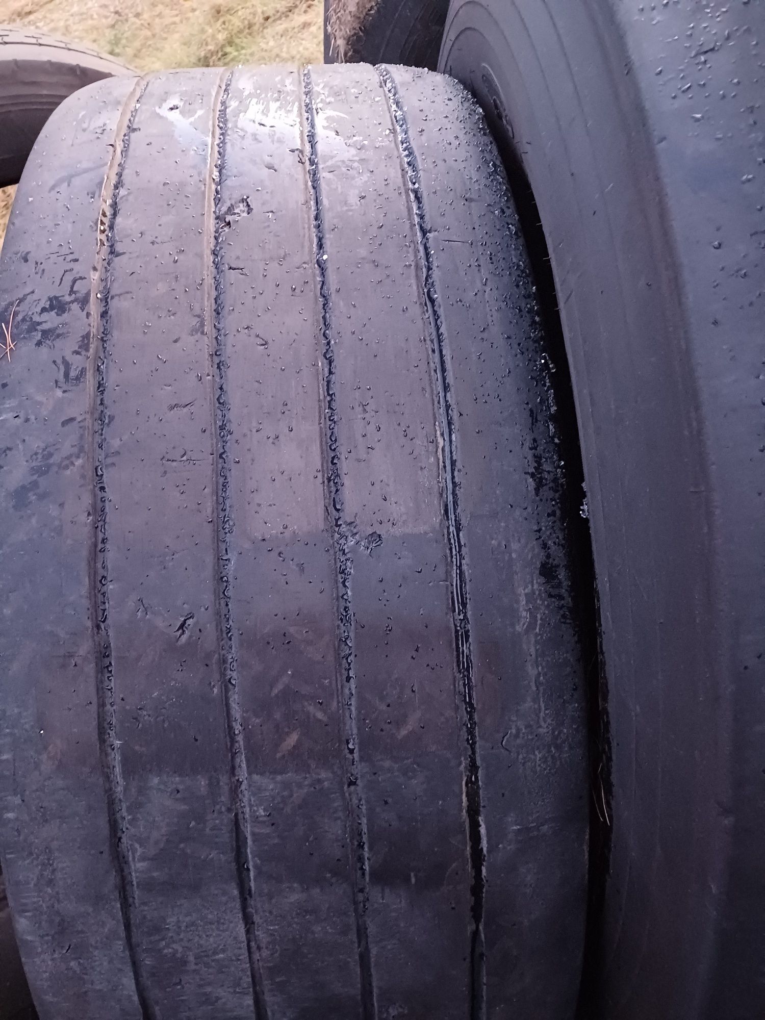 3 Opony 385/65R 22.5 i 2 opony 315/70 R22.5
