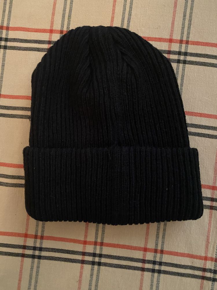 Prada Gorro novo