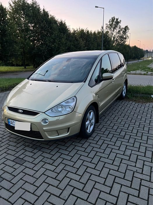 Продам 7 місне авто