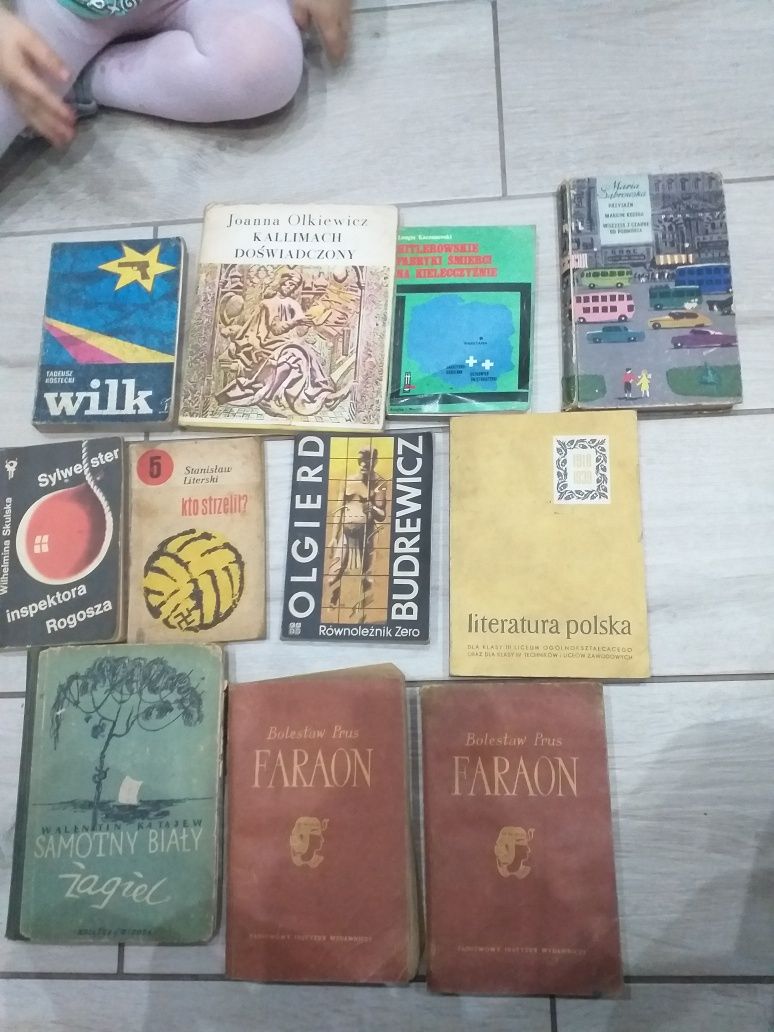Książki różnego rodzaju