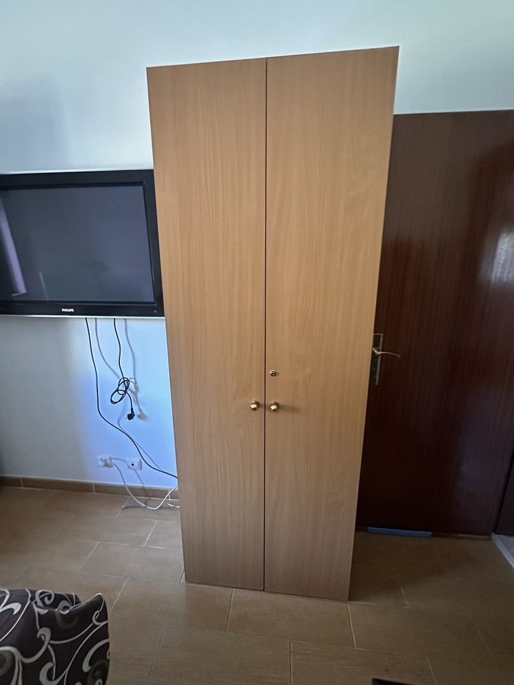 Armario Guarda-roupa