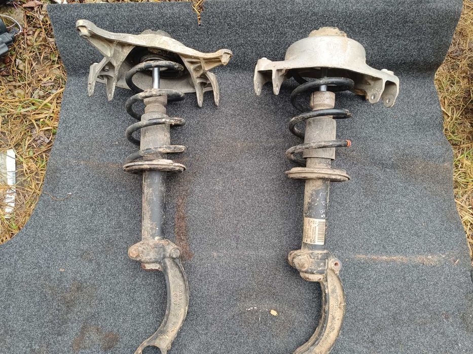 Macpherson,amortyzator prawy,lewy przód AUDI A4 B8 2.7 TDI 3.0 TDI