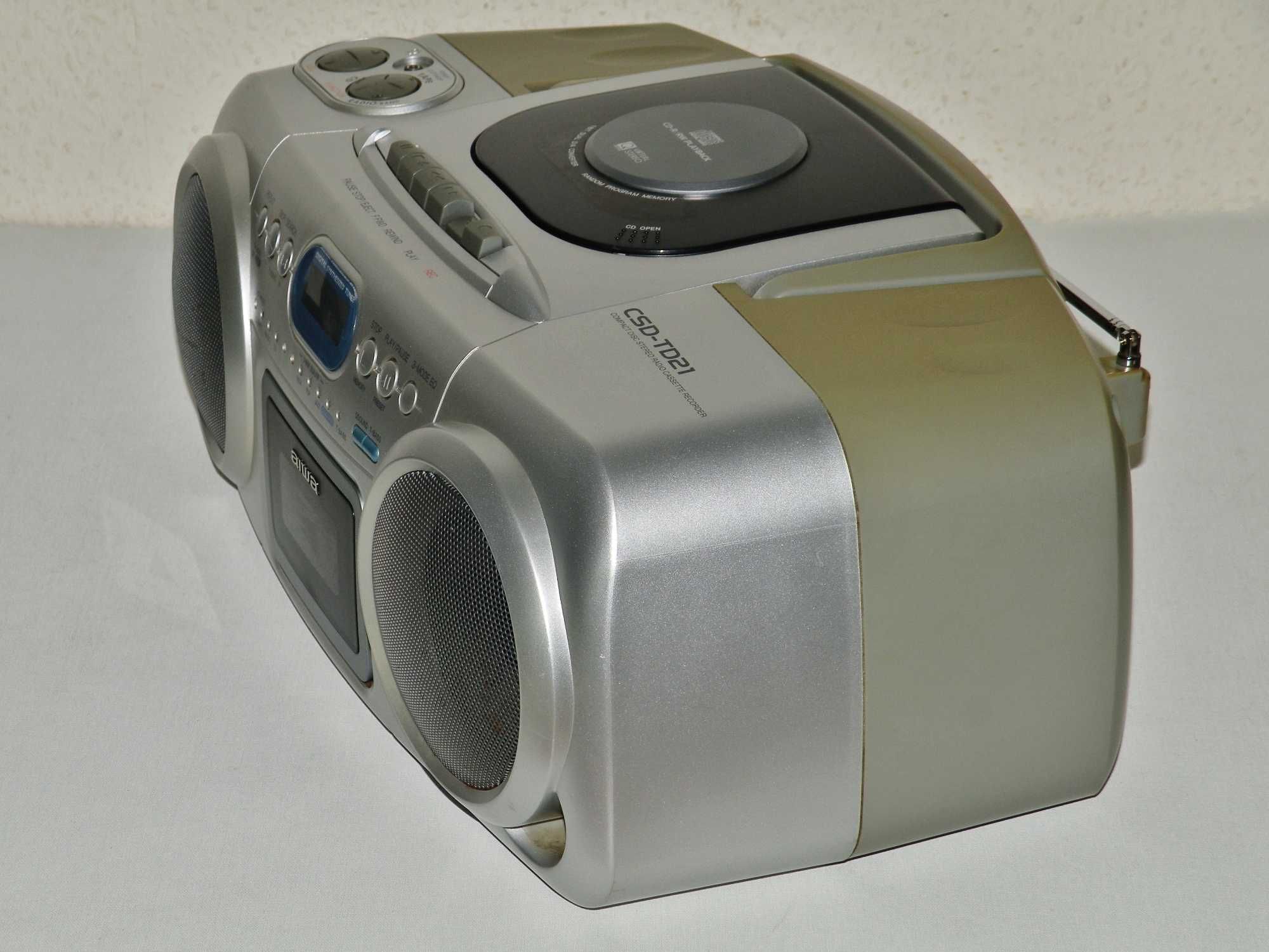 Radio-CD-magnetofon AIWA CSD-TD21EZ do naprawy - konserwacji