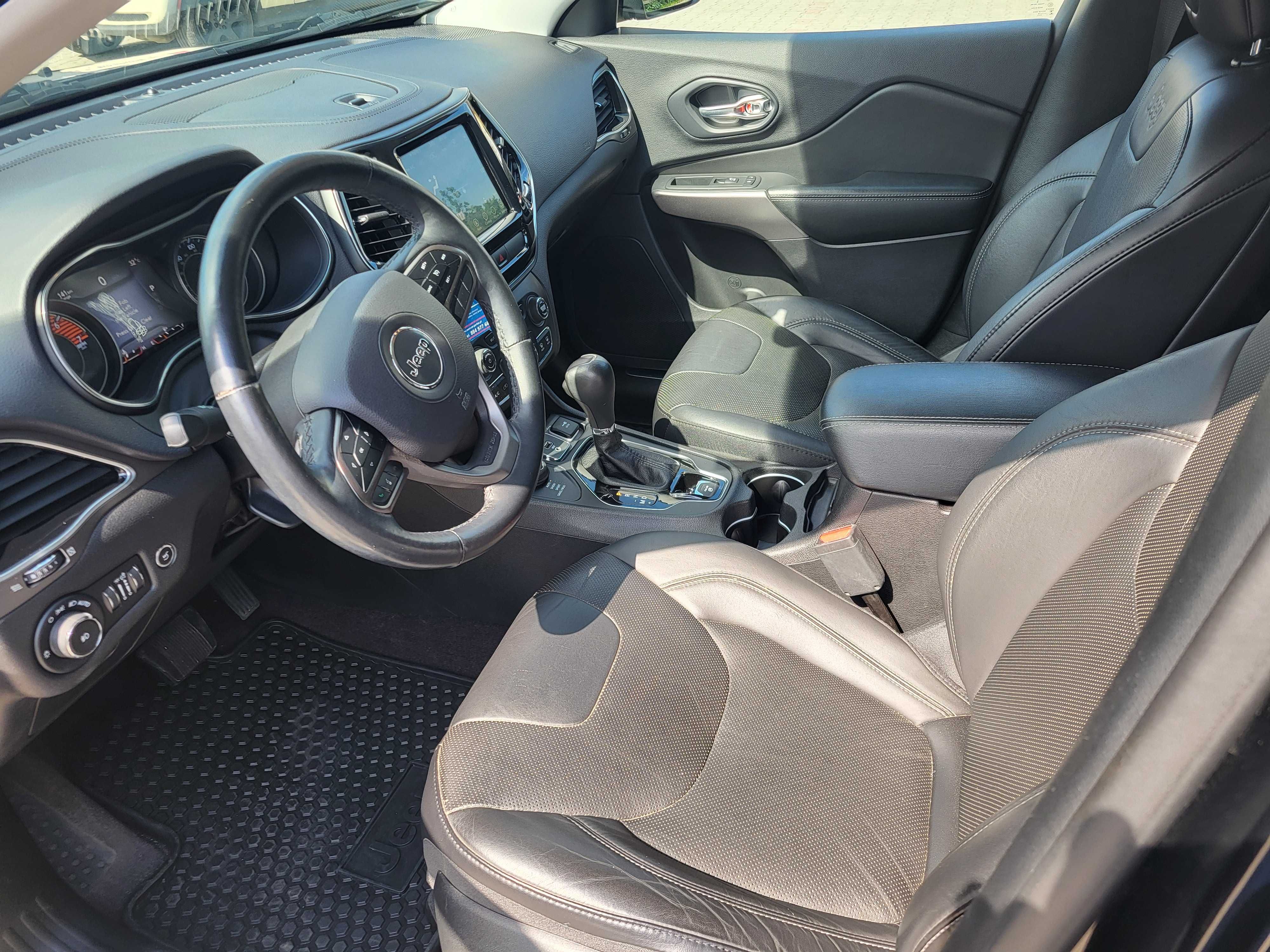2019 Jeep Cherokee Limited 2.0 turbo /270 KM/