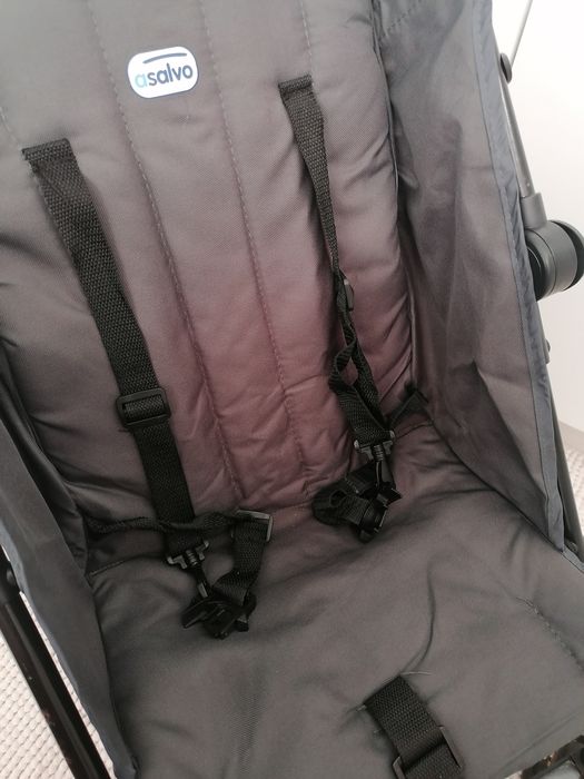 Carrinho bebé compacto