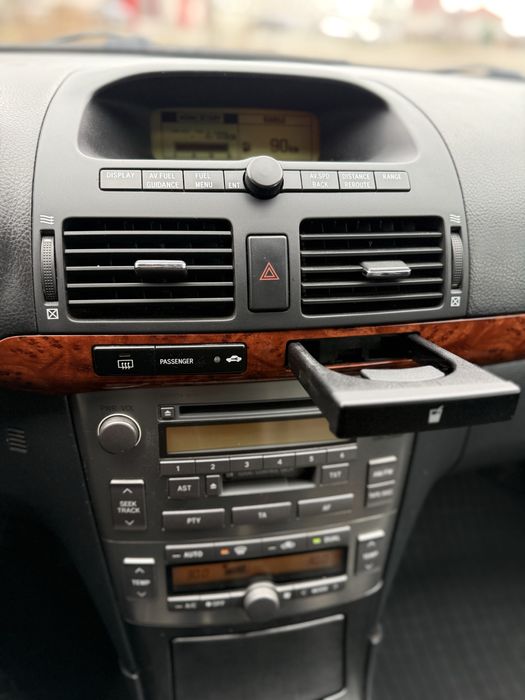 Toyota Avensis 2,0 4d4