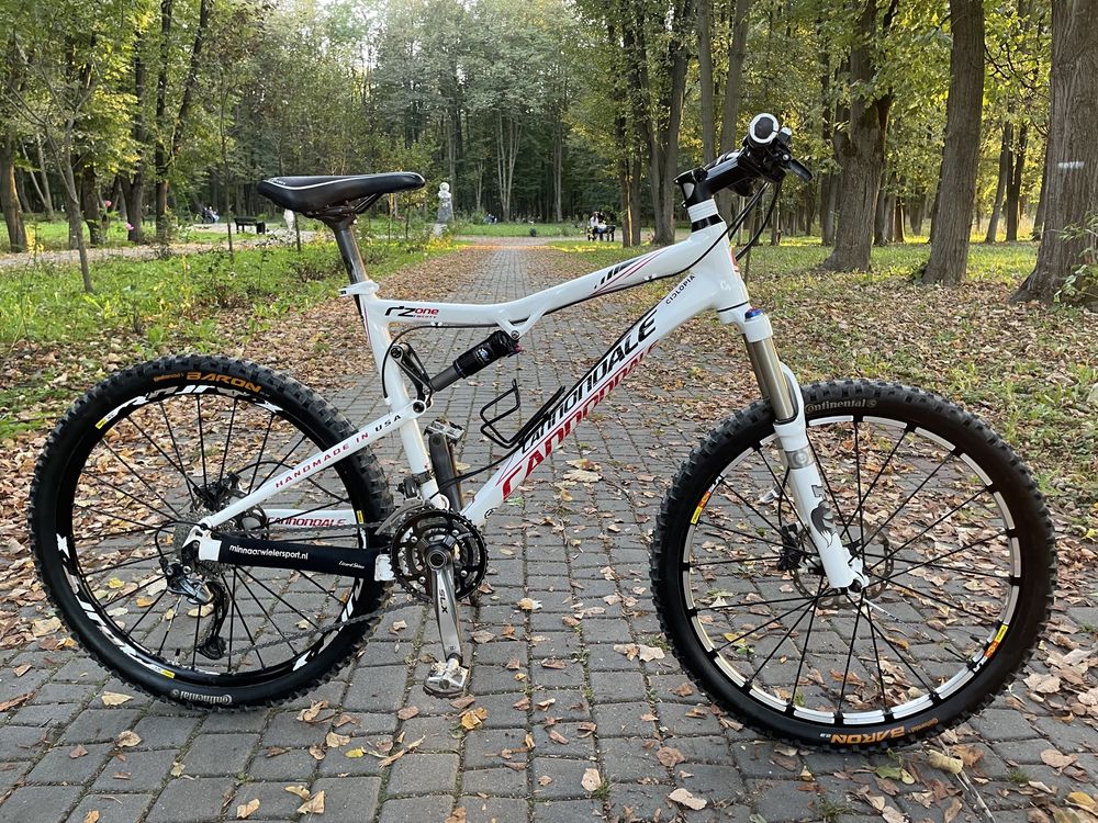 Велосипед (двухпідвіс) cannondale