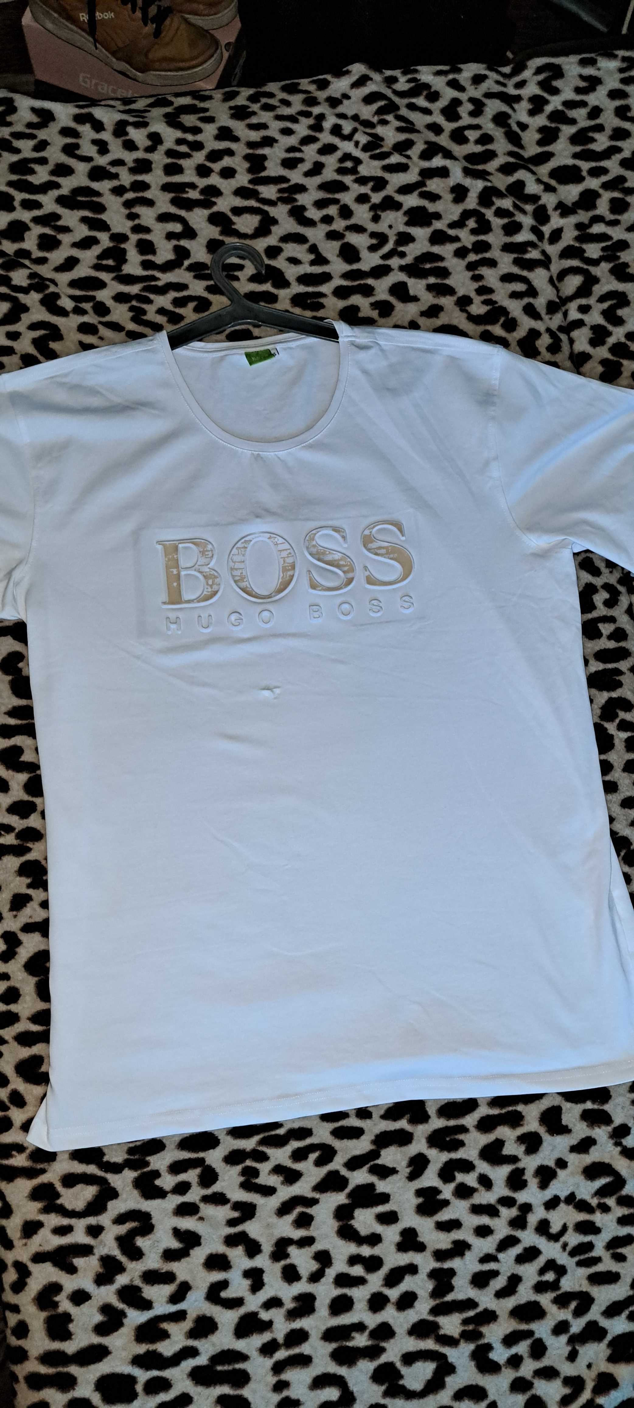 Koszulka Hugo Boss. T-shirt biały