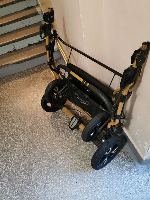 Wózek Dla Bliźniąt 3w1 Gondola, Spacerówka i 2 Nosidełka Samochodowe