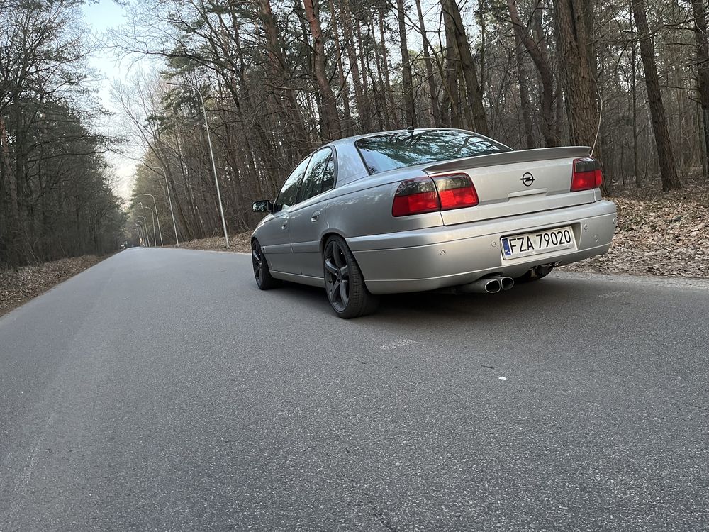 Opel Omega 3.2v6 (218km) 2001r Full opcja! Polecam!