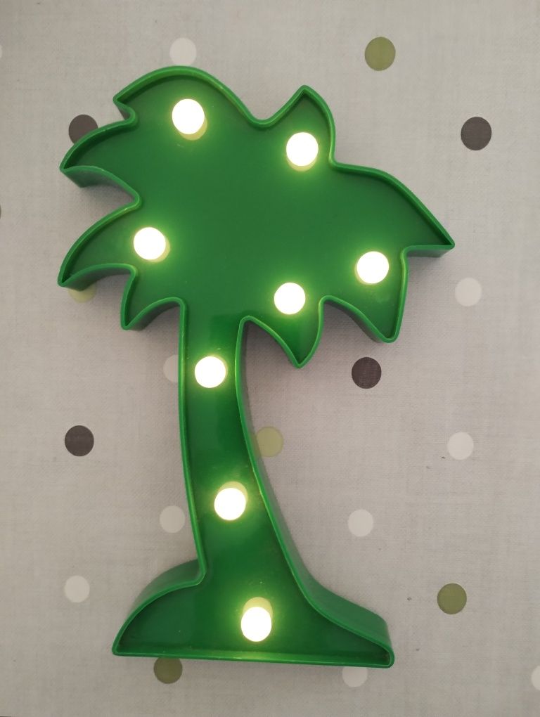 lampka LED palma Half Price